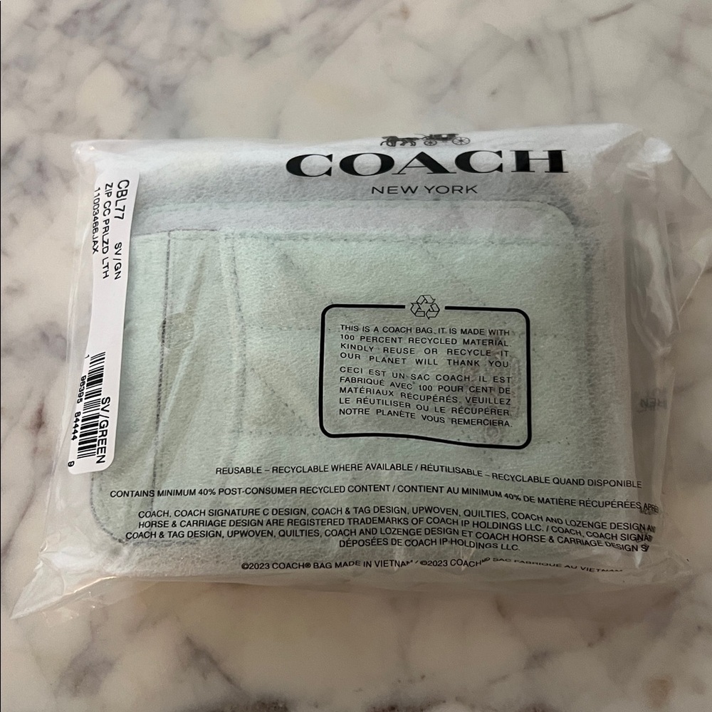Coach Zip Card Case With Quilting - leather/Silver/Green NWT - Picture 6 of 6